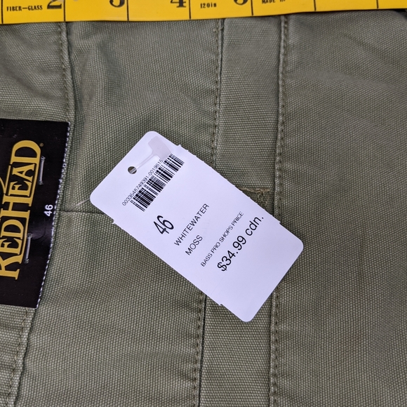 Redhead Cargo Shorts, Size 46 - Picture 5 of 6